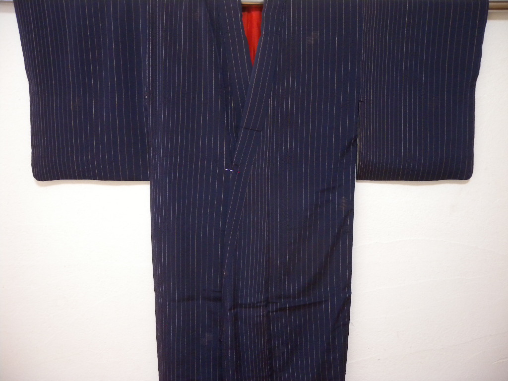 Antique Japanese kimonos, 6-4-2014 | Japanese textiles.